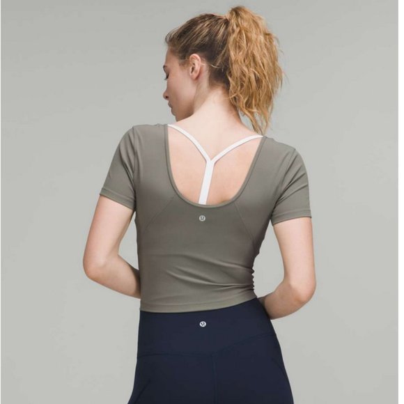 NWT Lululemon Align T-Shirt - Picture 2 of 5